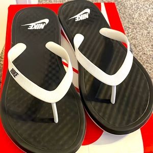 Nike flip flops